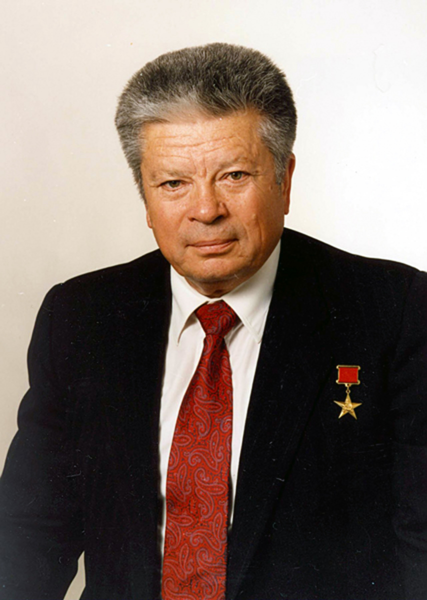 Святослав Федоров